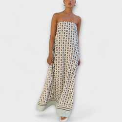 Hasel - Unik geometrisk Off-Shoulder Maxi-Klänning