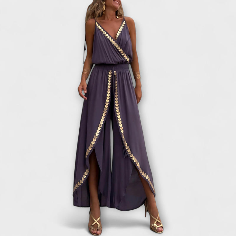 Angela - Donatila V-ringad jumpsuit med broderi och öppna ben