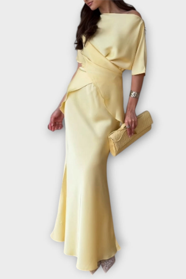 Finja - Off-Shoulder Top med Knytframsida och Kjolset