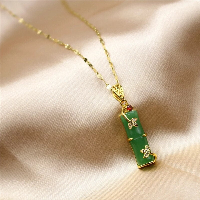 Jade-Amulett-Halsband