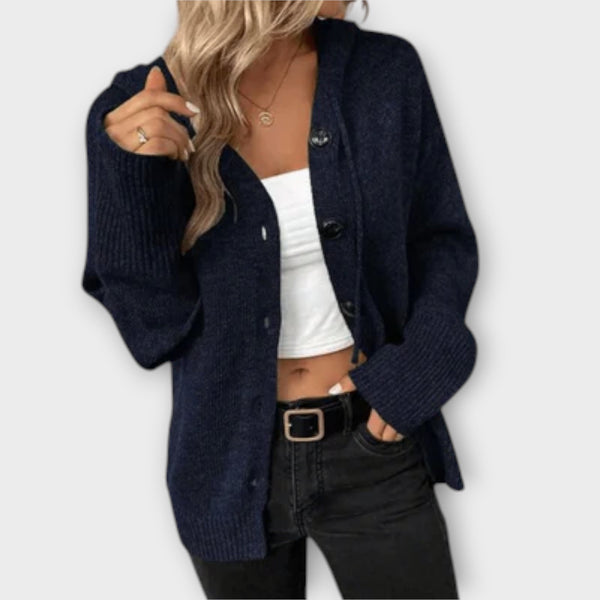 Brittan - Stickad cardigan med knappar