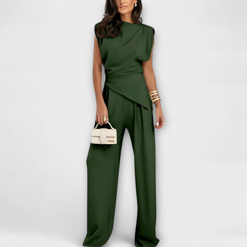 Sofia - Asymmetrisk ensemble med draperade axlar