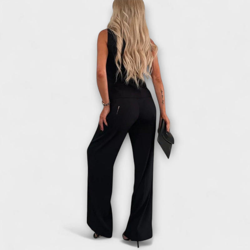 Wilhelmina - Snygg ärmlös topp och byxensemble