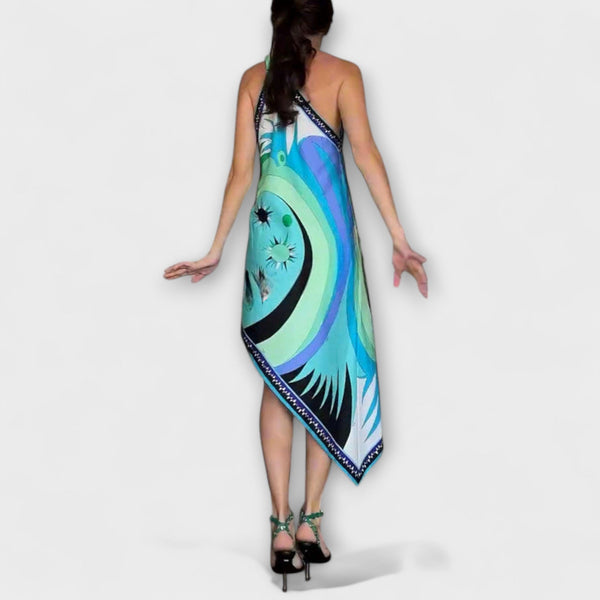 Esme - Unikt Print Satin-Midi-Klänning med Asymmetrisk Kant