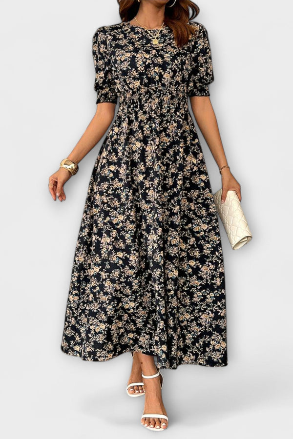 Amelia - Klänning med rund hals och blommönster