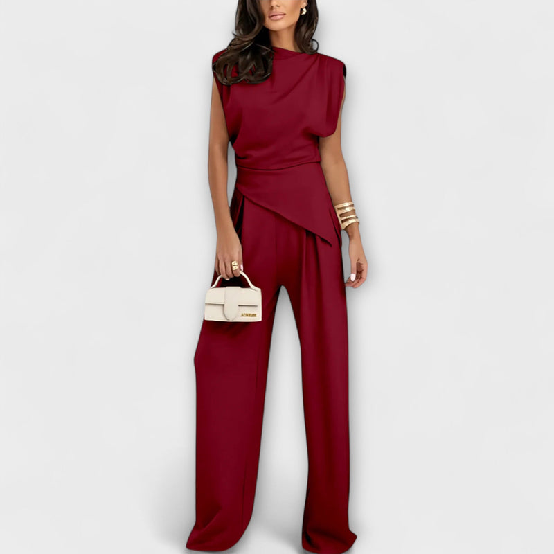 Sofia - Asymmetrisk ensemble med draperade axlar