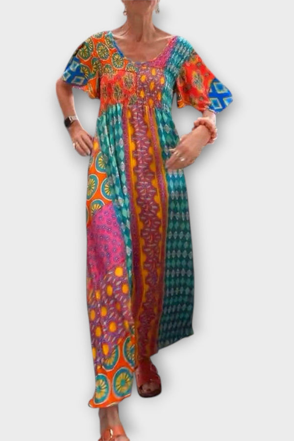 Melania - Livligt Boho-klänning