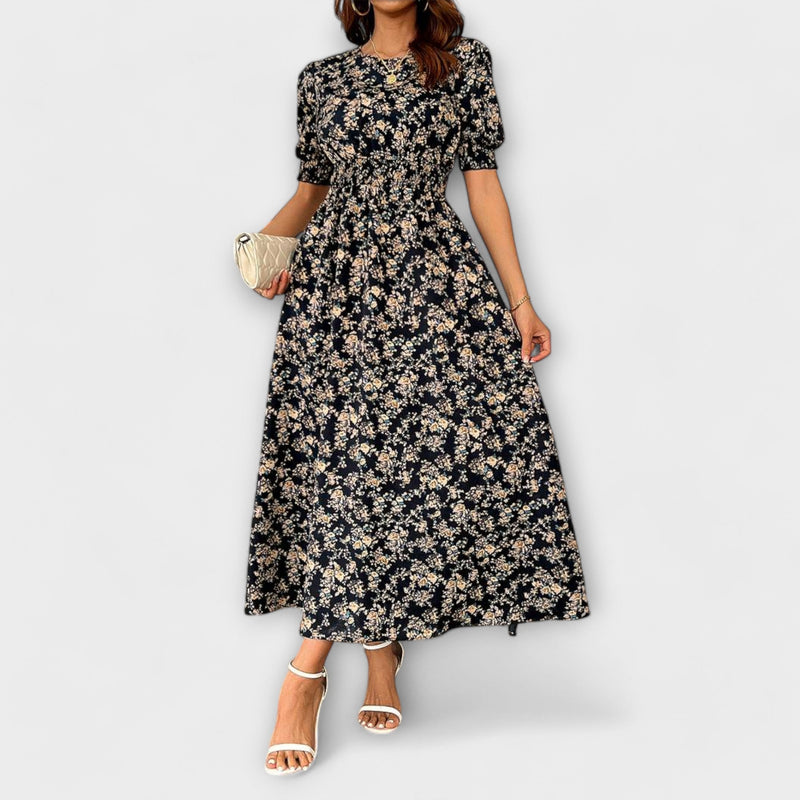 Amelia - Klänning med rund hals och blommönster