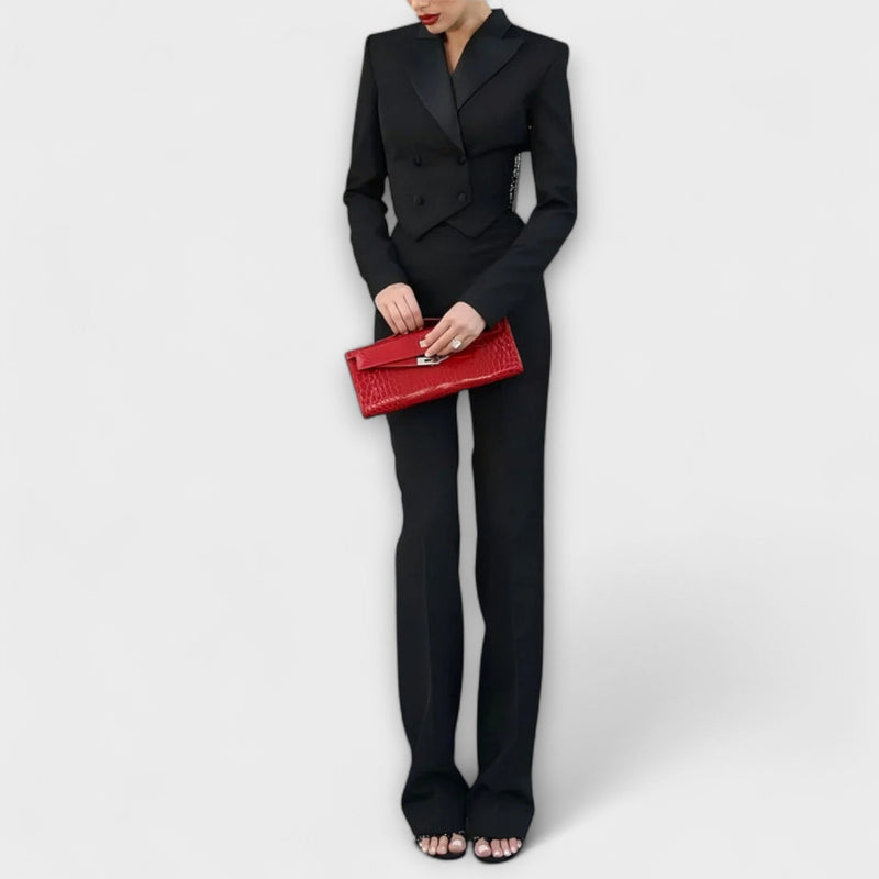 Noa - Svart Blazer Set med Pärldekoration och Rygglös Design