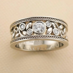 Antik silverring med zirkonia