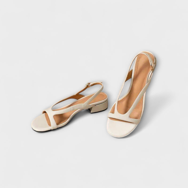 Evelyn - Eleganta Platta Sandaler Minna med Raffinerad Finish
