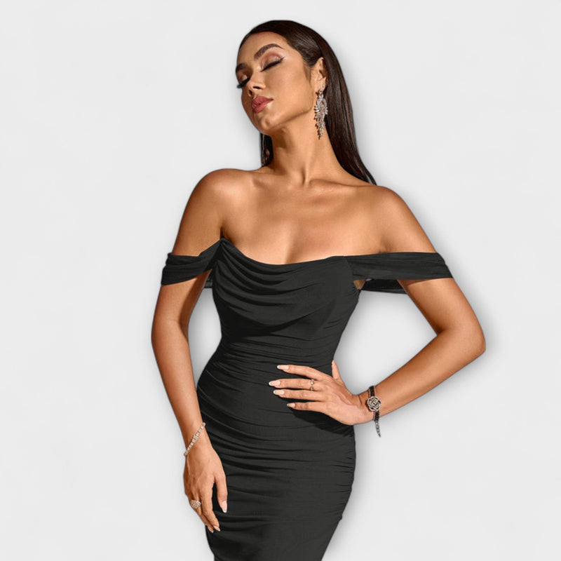 Ione - Off-Shoulder Raffung Bodycon Klänning