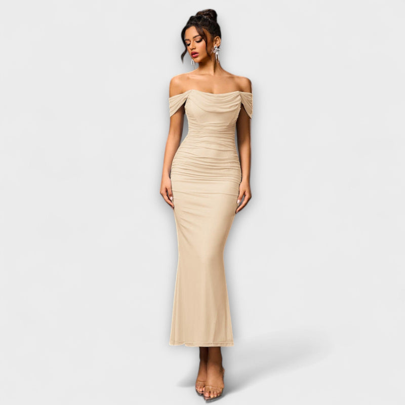 Ione - Off-Shoulder Raffung Bodycon Klänning
