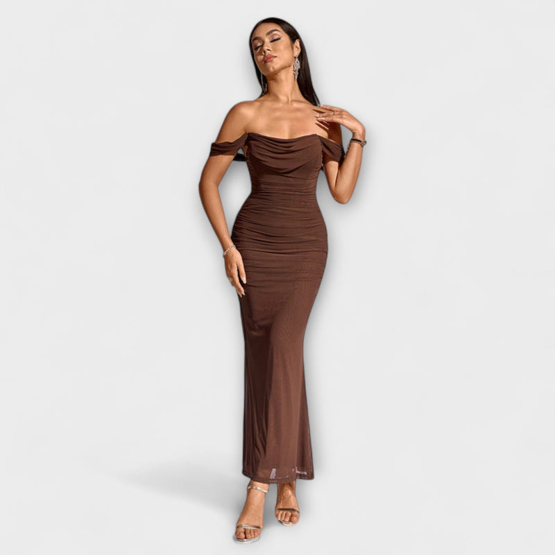Ione - Off-Shoulder Raffung Bodycon Klänning