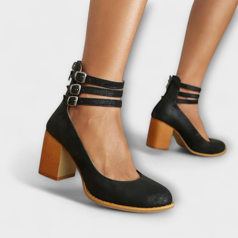 Alira – Pumps med ankelremdesign