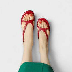 Evelyn - Eleganta Platta Sandaler Minna med Raffinerad Finish