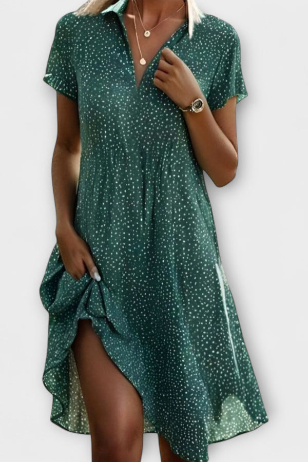 Sofia - Flödande sommarklänning med tidlös look