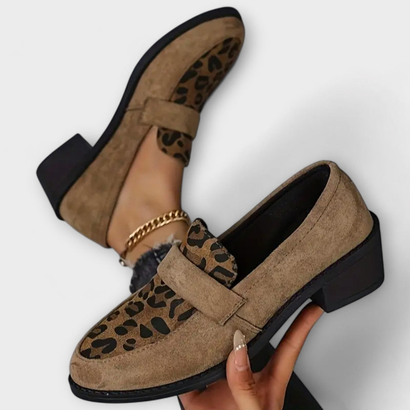 Karla - Eleganta damskor med leopardmönster