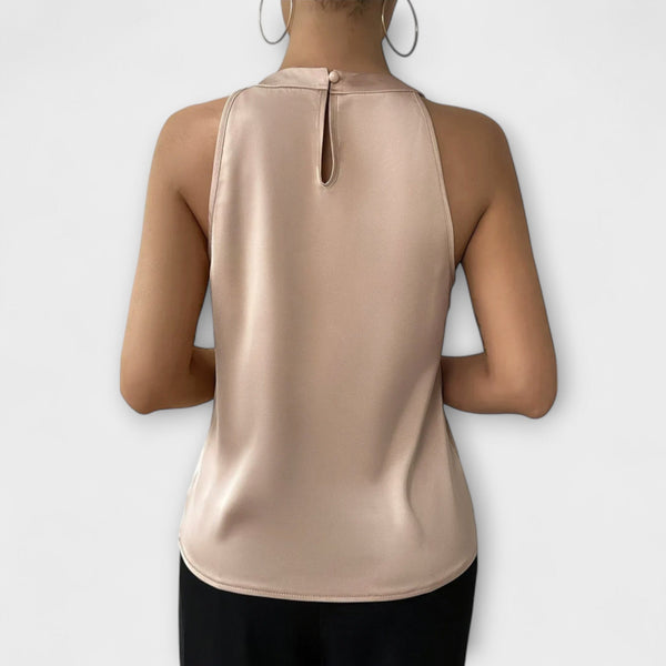 Skye - Elegant satinblus med off-shoulder-design