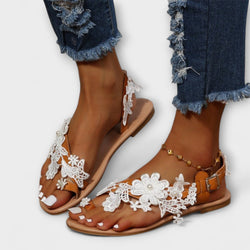Boho - Bekväma sandaler med blommor och ankelrem