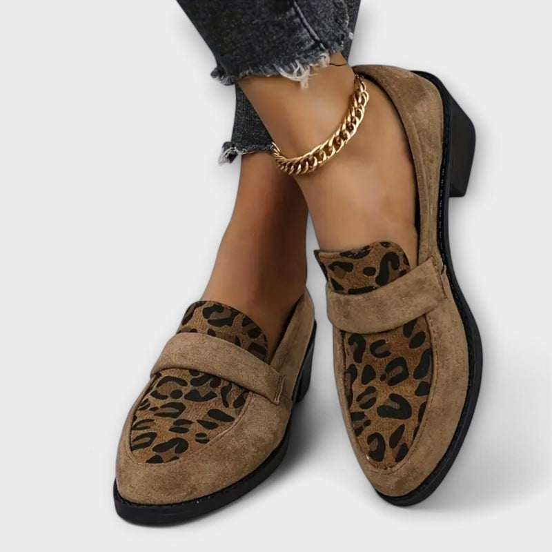 Karla - Eleganta damskor med leopardmönster