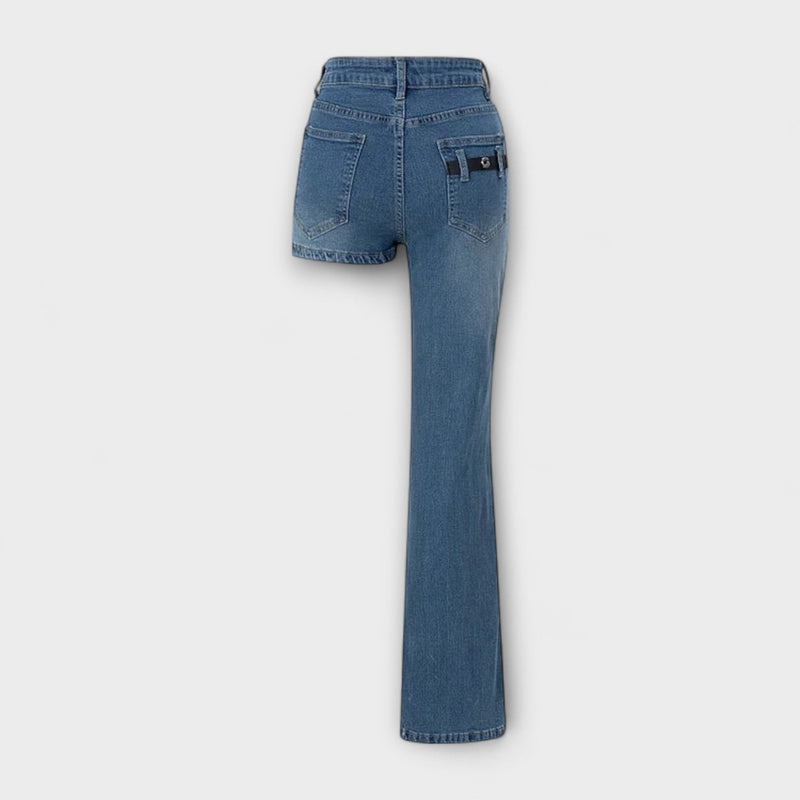 Astra - Trendiga asymmetriska denimshorts med en axelrem