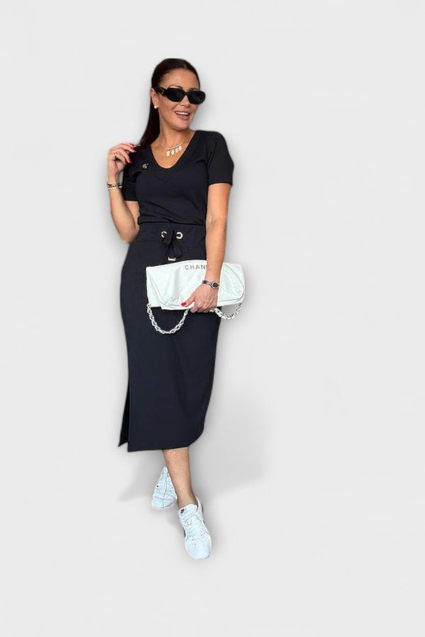Danielle - Elegant V-ringad topp med kjol